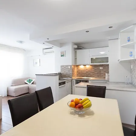 Srecko Apartamento Omiš